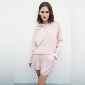 Zara Cropped Pullover Hoodie